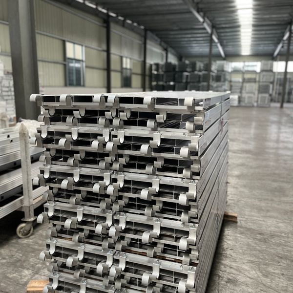 Efficient Scaffolding Easy Setup Aluminum Planks from China photo